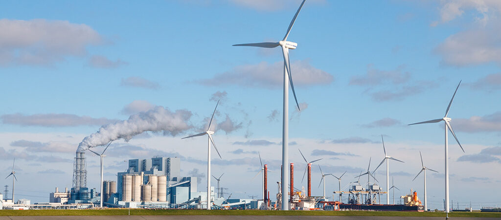 Wind and fossil fuel power generation